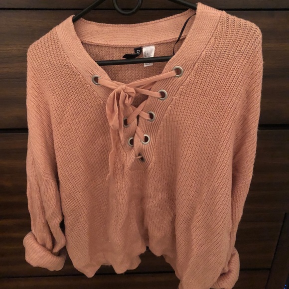 H\u0026M | Sweaters | Pink Knit Criss Cross 